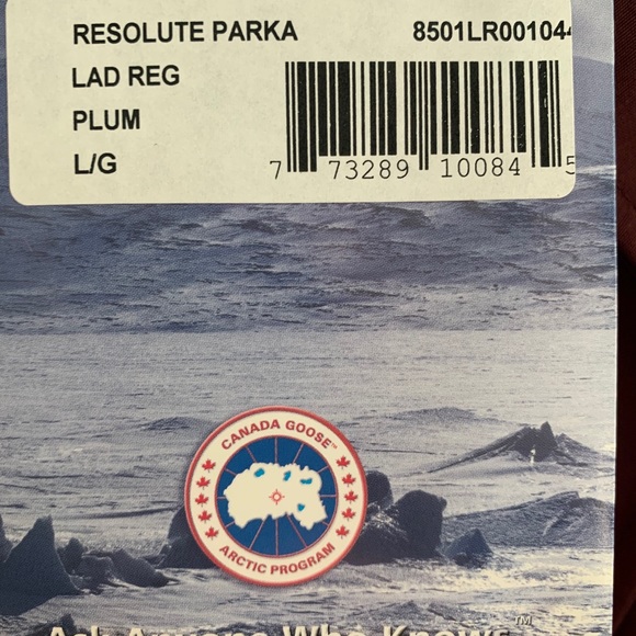RESOLUTE PARKA- Canada Goose- New with tags - Picture 7 of 7